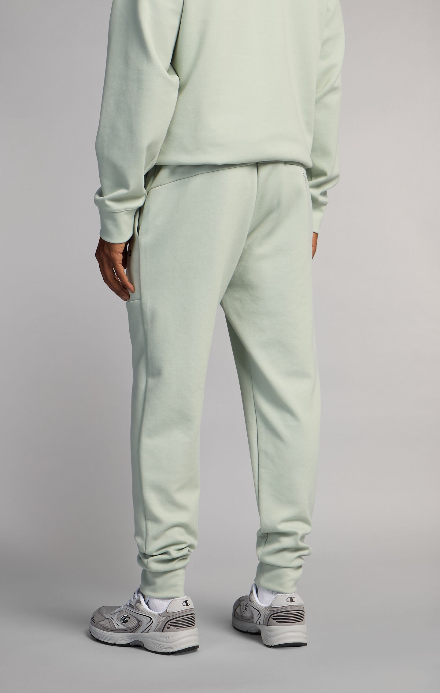 Men's Slim Fit Jogger Trousers with Ribbed Cuffs in Stretch Interlock C-Tech