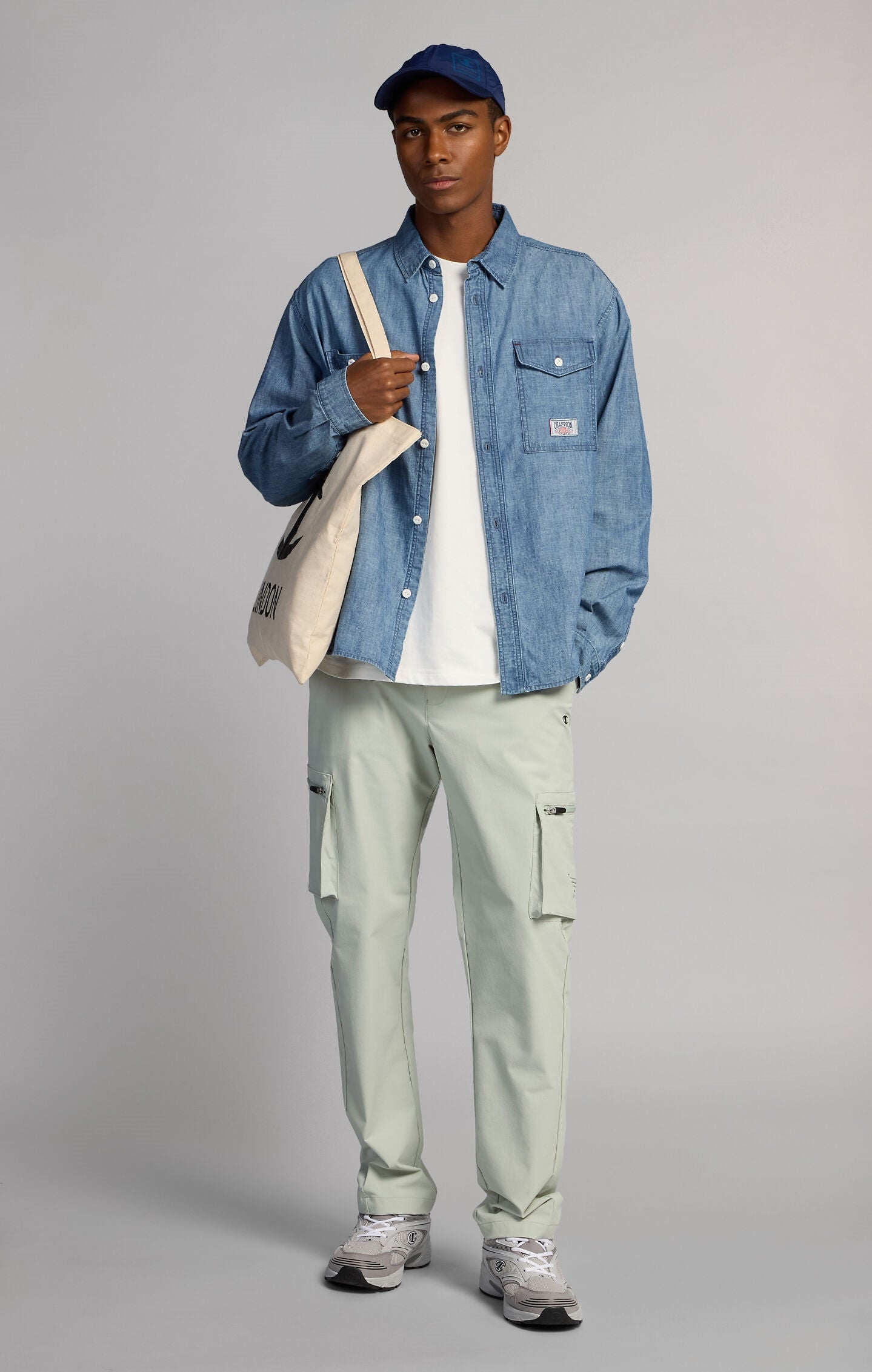 Men's Cargo Trousers in Water-Repellent Nylon C-Tech