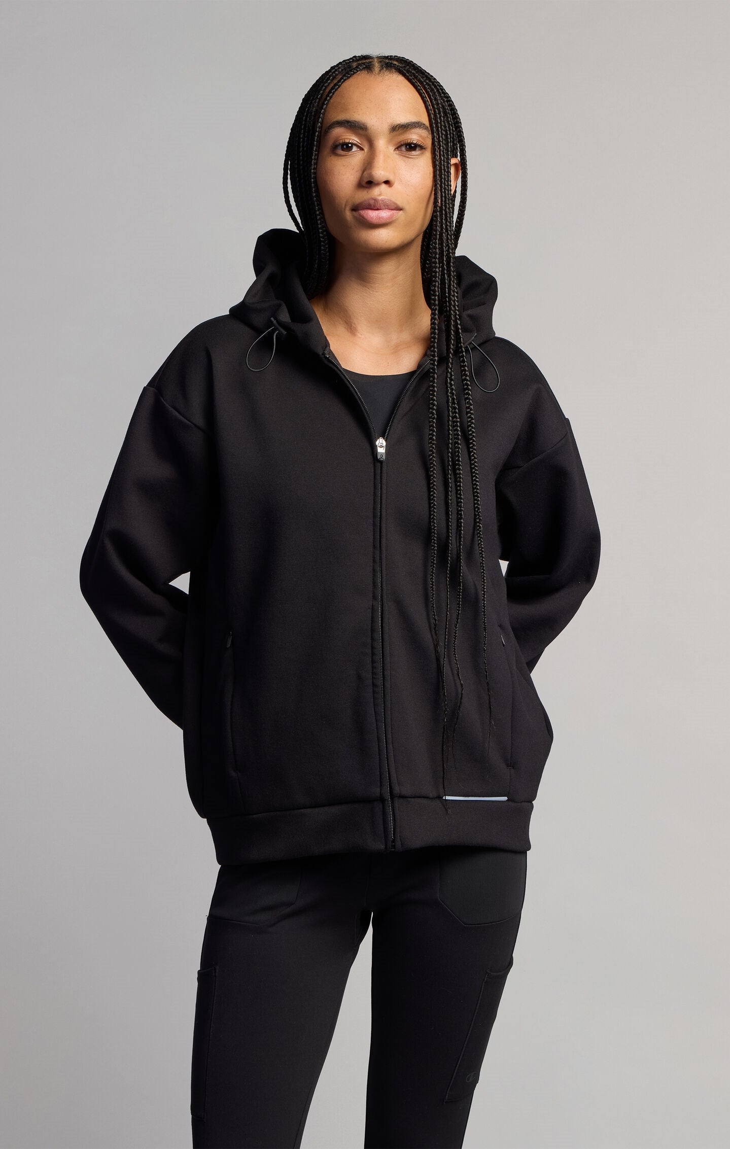 Women's Hooded Zip Sweatshirt in Stretch Nylon C-Tech