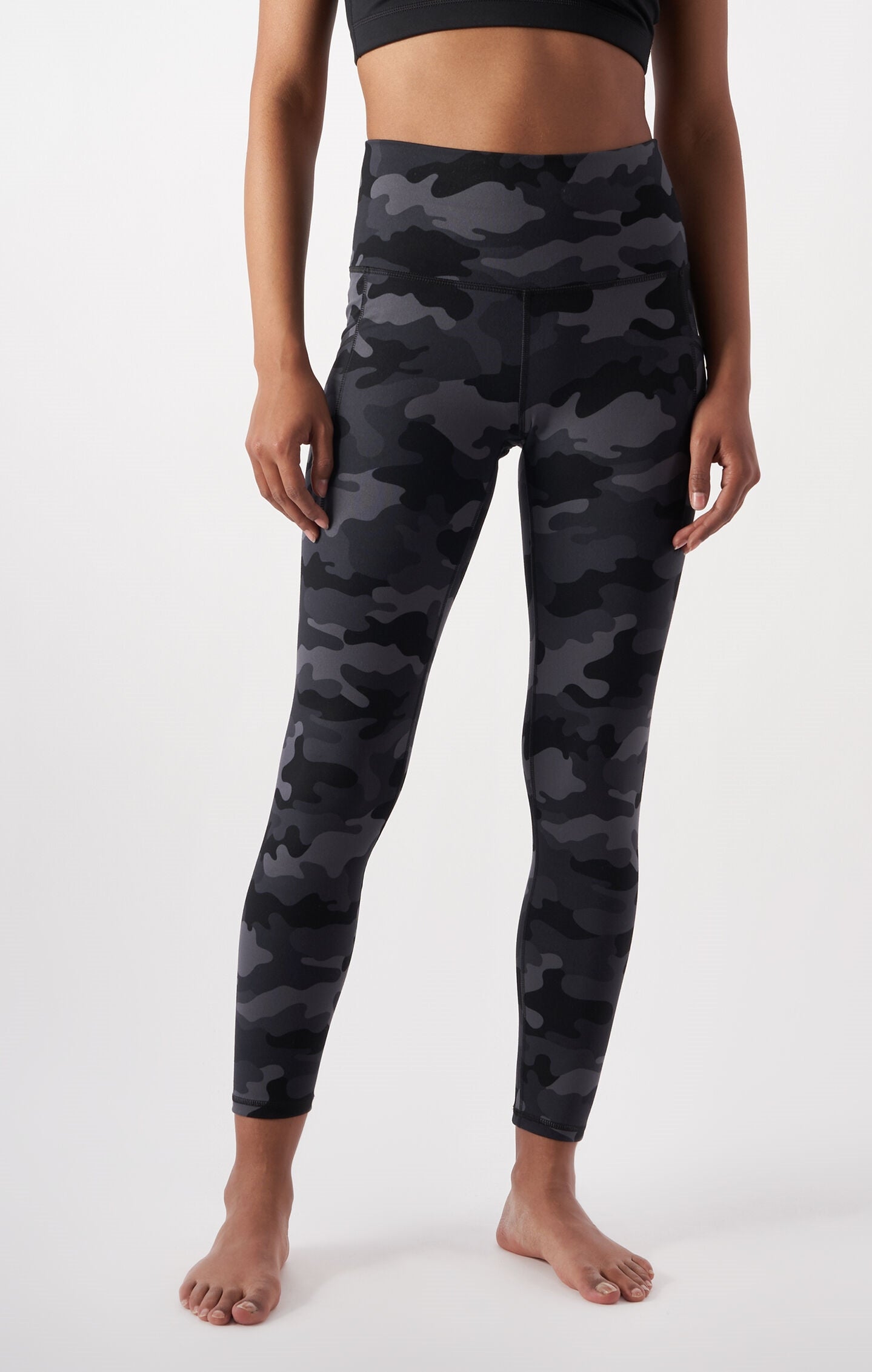 Women's 7/8 High-Waisted Leggings with Pockets in Breathable Fabric Athletic Fit