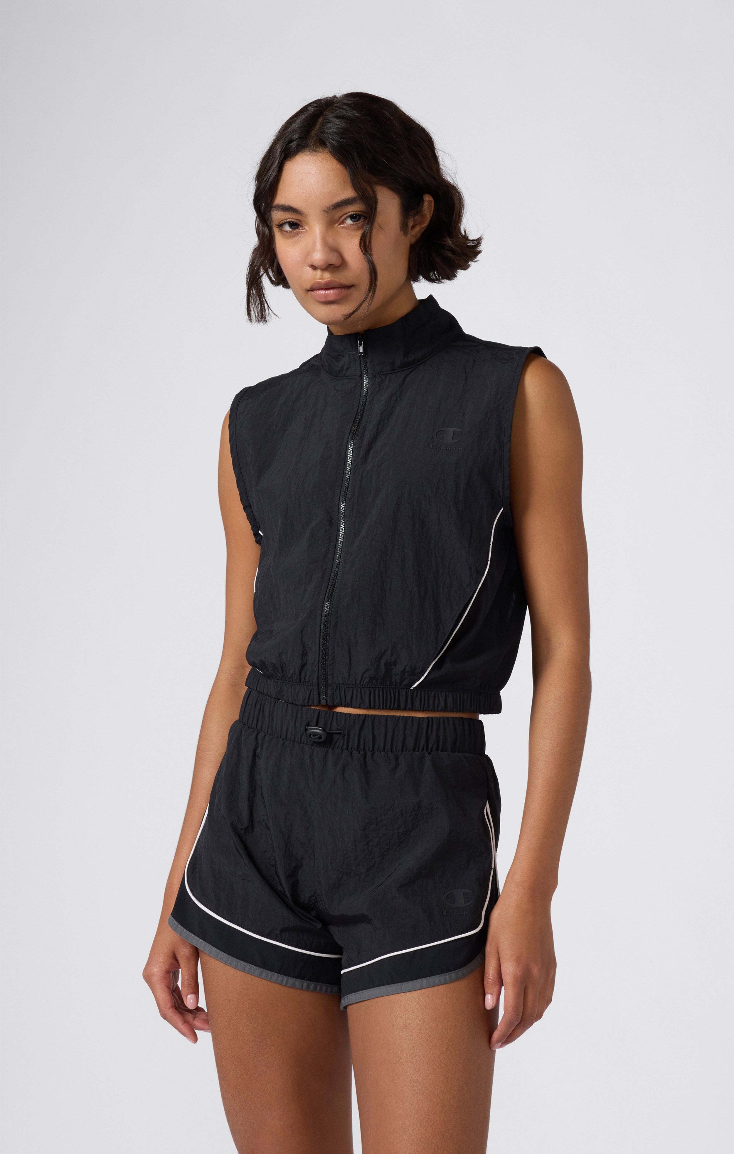 Women's Slim Fit Full-Zip Vest
